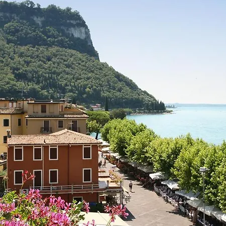 Tre Corone 3* Garda (Verona)